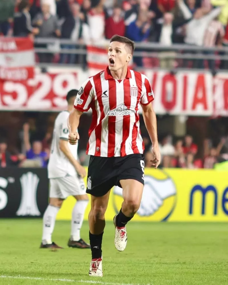 John falha feio, Botafogo perde para o Estudiantes e se complica na Libertadores