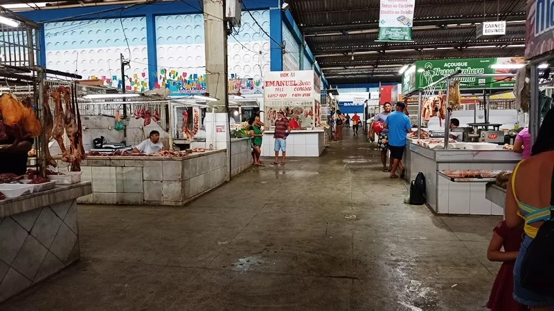 Comerciantes do Mercado da Carne, em Patos, denunciam abandono; coordenação rebate críticas e promete normalização na próxima semana