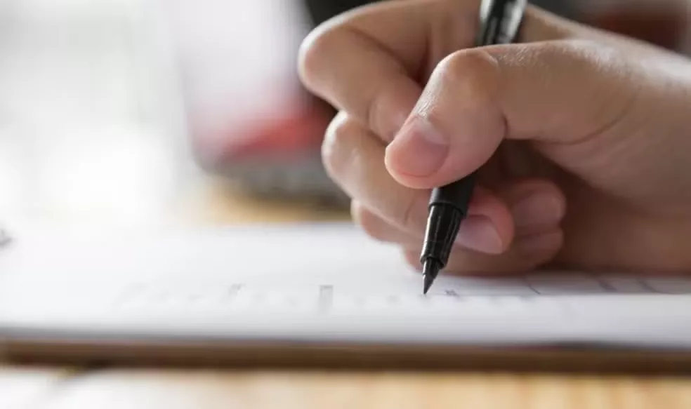 Prefeitura de São João do Rio do Peixe publica edital de concurso com 215 vagas e salários de quase R$ 5 mil