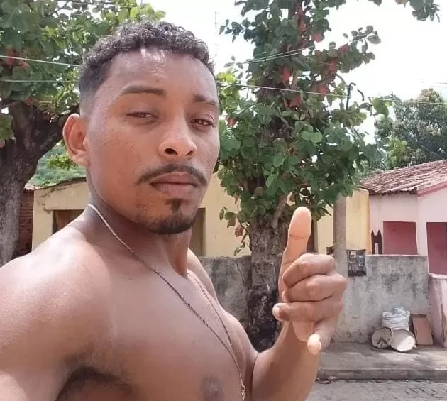 Jovem de 25 anos é assassinado a tiros em Catolé do Rocha durante a madrugada deste sábado (26)