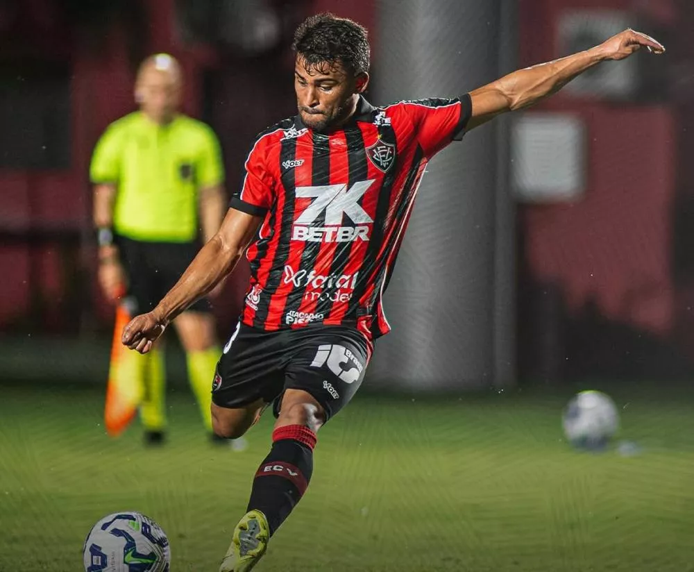 Vitória e Grêmio fazem jogo morno e ficam em empate amargo no Brasileirão