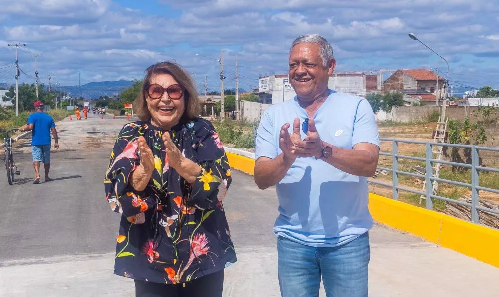 Deputada Francisca Motta acompanha liberação do tráfego na nova ponte do sangradouro do Jatobá, em Patos