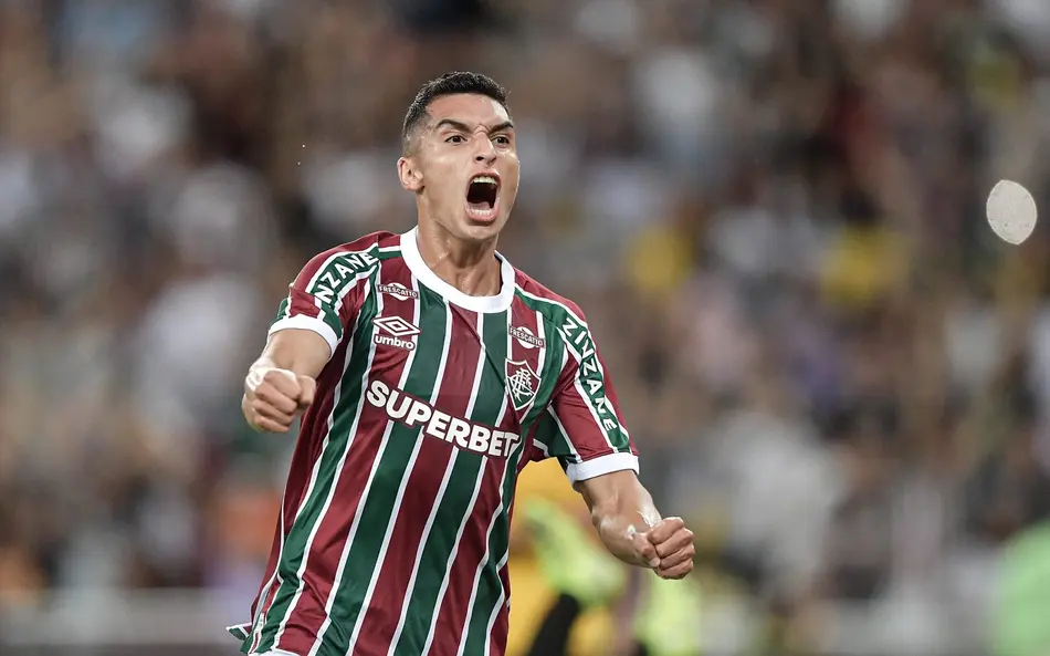 Fluminense vira nos acréscimos e vence o Sport pelo Brasileirão
