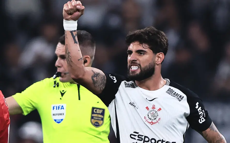 Yuri Alberto brilha, Corinthians se recupera e faz 4 a 2 no Internacional de virada