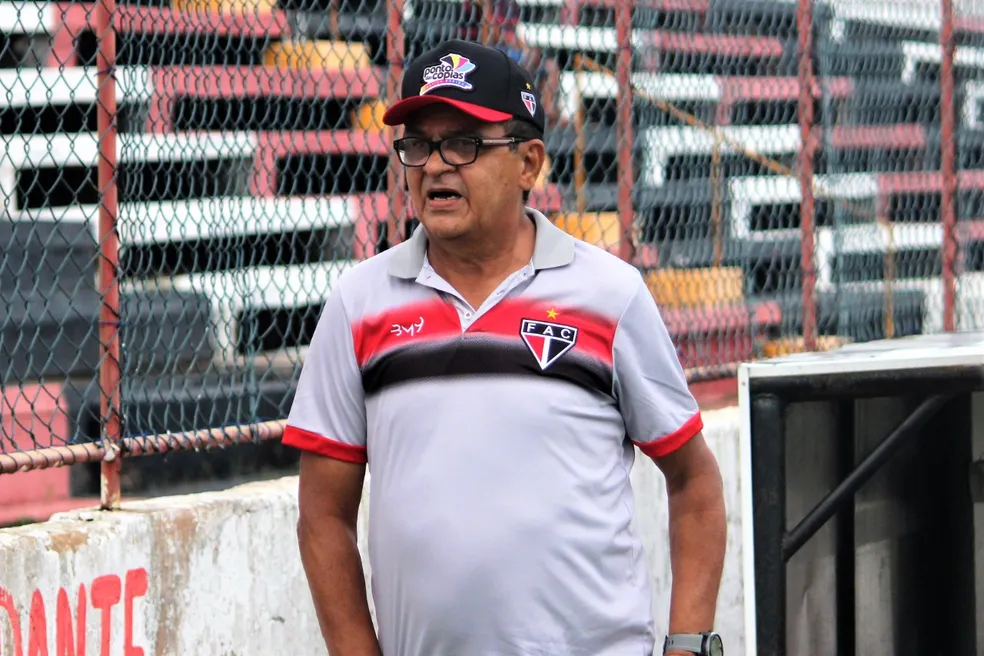 Francisco Diá é confirmado como novo técnico do Sousa