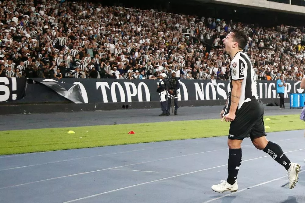 Botafogo vence Estudiantes em duelo eletrizante e segue vivo na briga por vaga nas oitavas da Libertadores