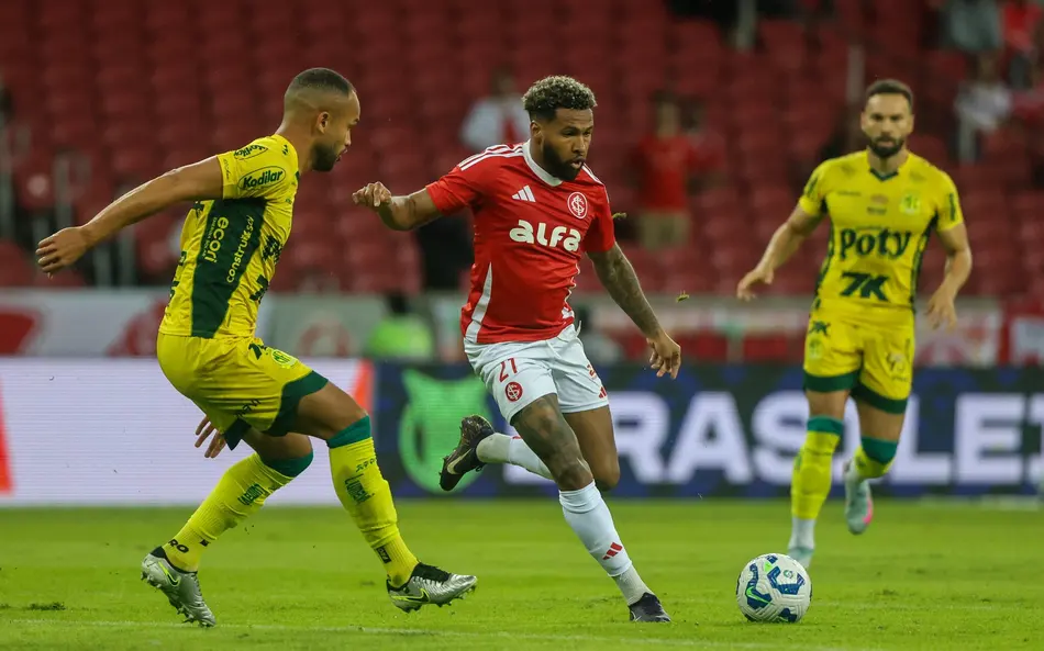 Internacional toma gol no começo e só empata com o Mirassol