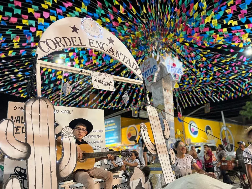 Prefeitura de Patos lança 19ª edição do Passeio de Carroças e une educação e cultura na véspera do São João 2025