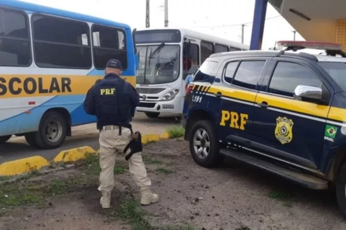 Ex-diretor da PRF confirma blitz no Nordeste, mas nega fiscalizar eleitores