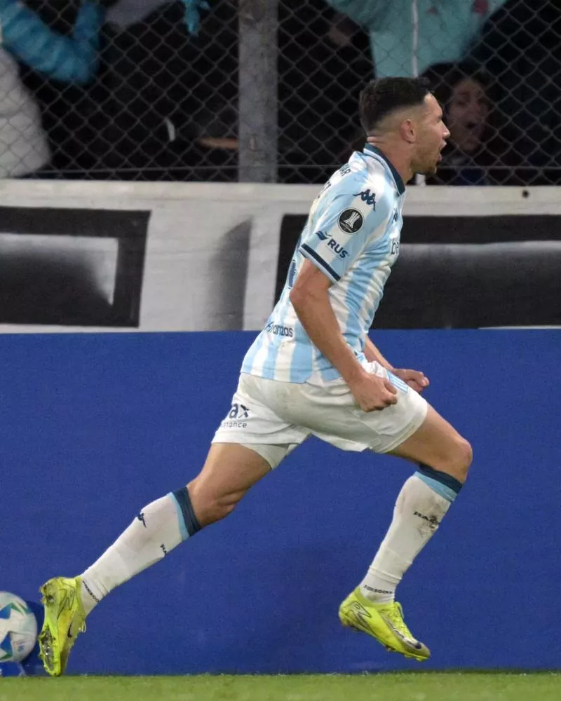Fortaleza sofre gol no fim e perde para o Racing, mas se classifica na Libertadores
