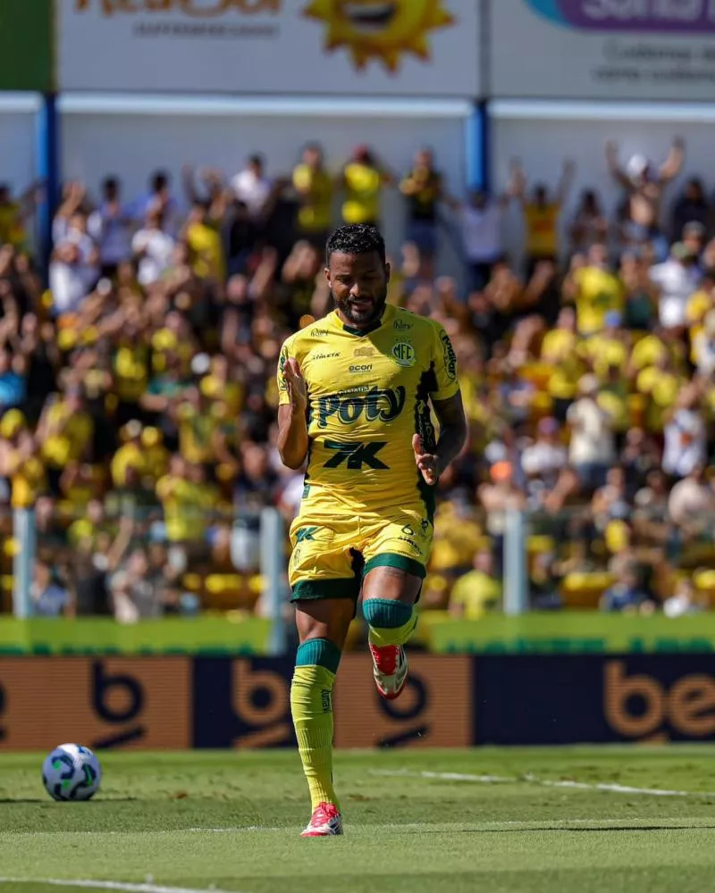Reinaldo marca, e Mirassol vence o Sport pelo Brasileirão