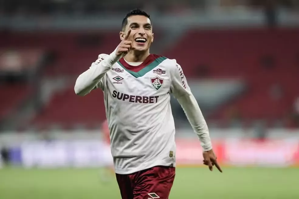 Fluminense vence Inter fora de casa e viaja para o Mundial na 5ª posição do Brasileirão