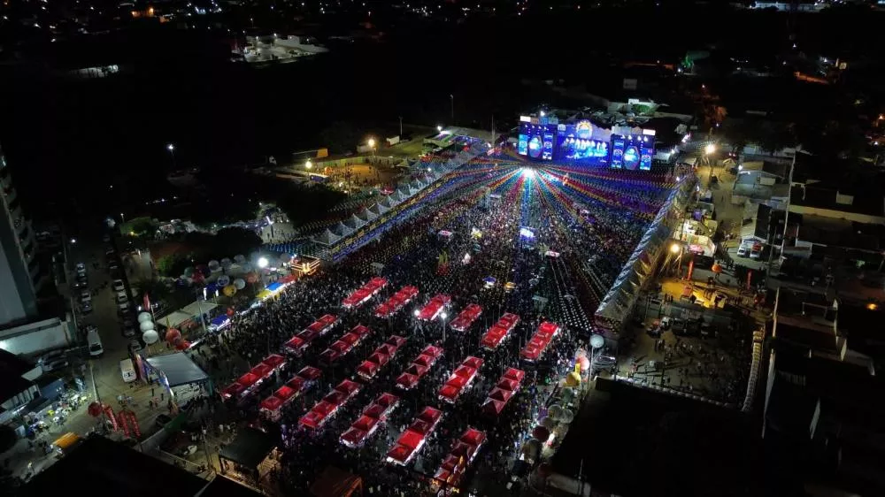 Corpo de Bombeiros orienta barraqueiros sobre segurança e prevenção de acidentes no São João de Patos