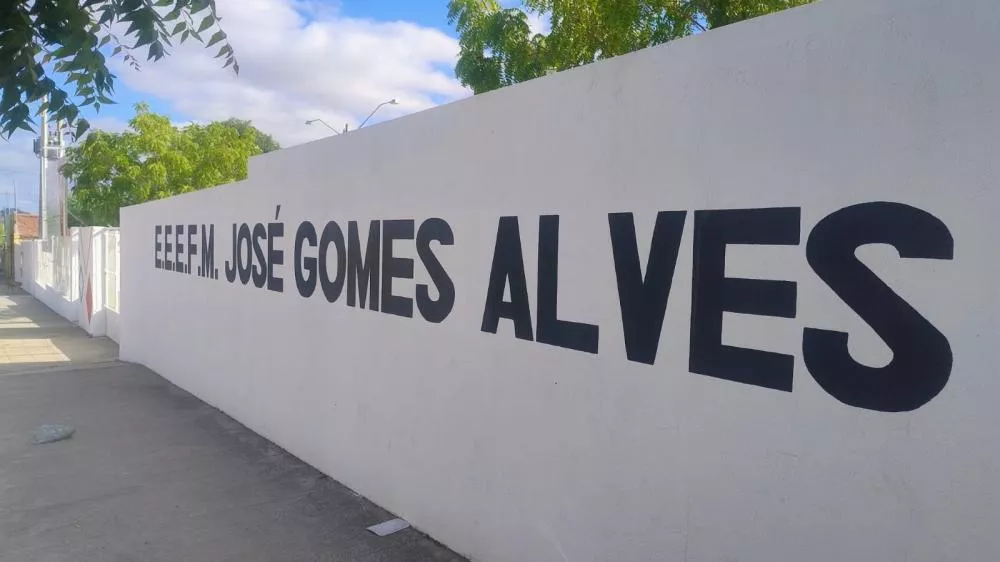 Gerente regional esclarece atraso na entrega da Escola José Gomes Alves, em Patos: vistoria técnica é passo decisivo