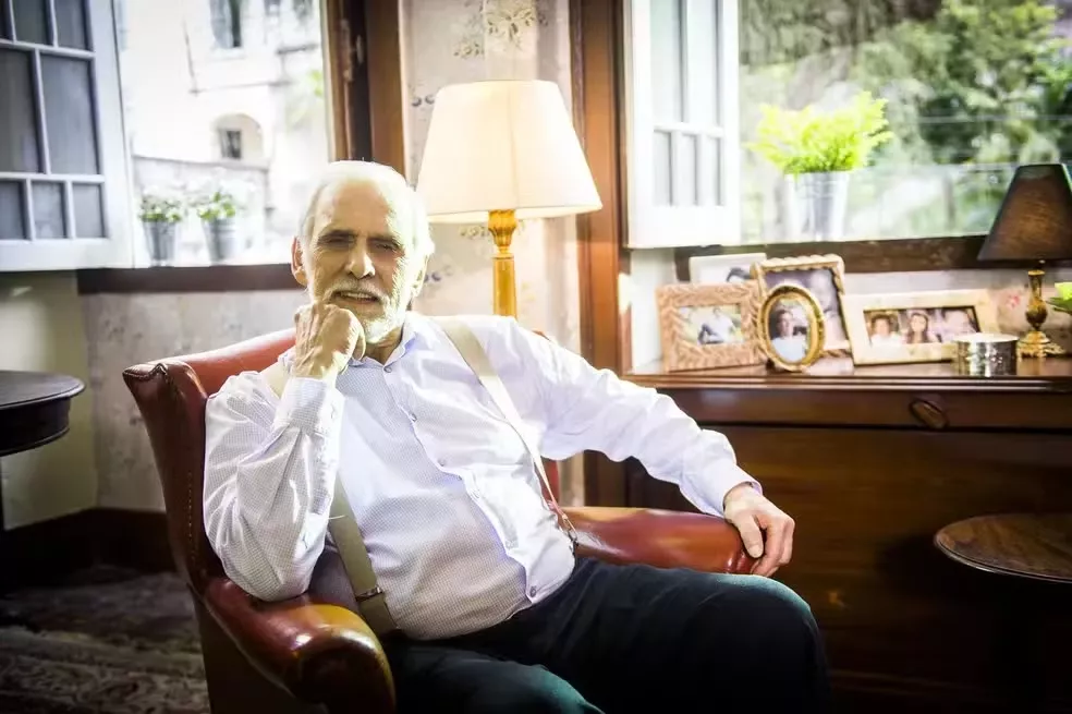 Francisco Cuoco, ator e um dos grandes nomes da TV brasileira, morre aos 91 anos em SP