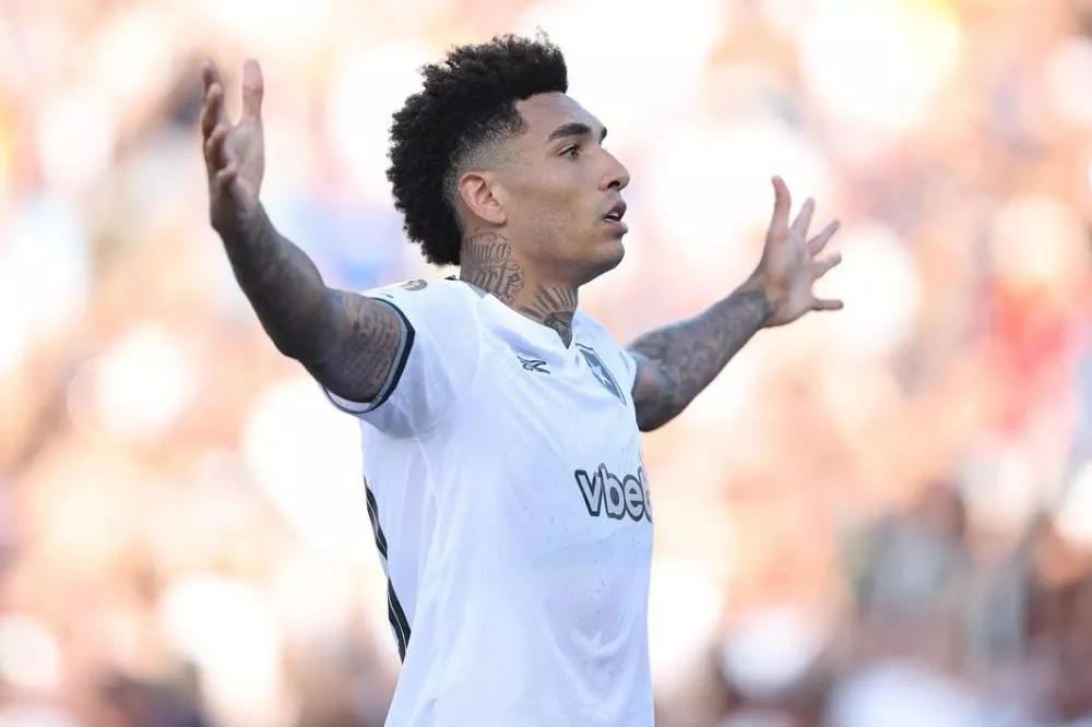 Com gol de Igor Jesus, Botafogo ganha do PSG e conquista vitória histórica no Mundial de Clubes