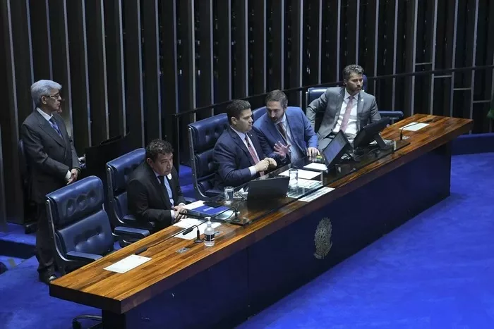 Senado aprova aumento de vagas na Câmara dos Deputados; projeto volta à Câmara para nova votação