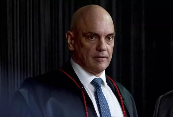 Moraes vota por 17 anos a réu do 8/1 que sentou na “cadeira do Xandão”