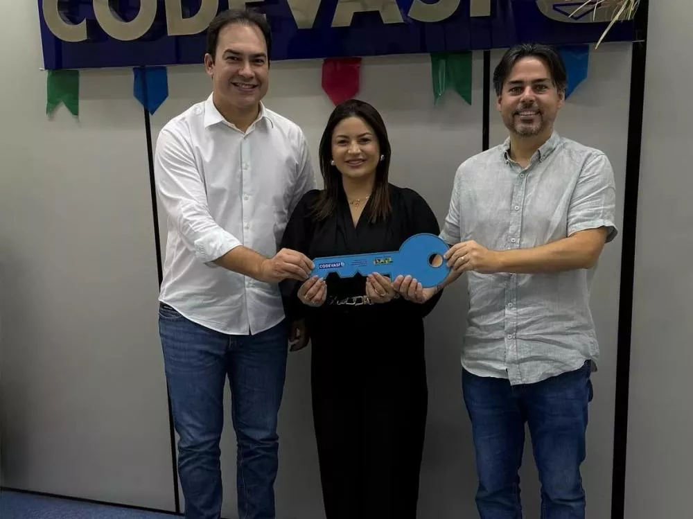 Prefeita de São José de Espinharas, Thaise Gomes, rompe com Márcio Roberto e declara apoio a Segundo Domiciano para deputado estadual