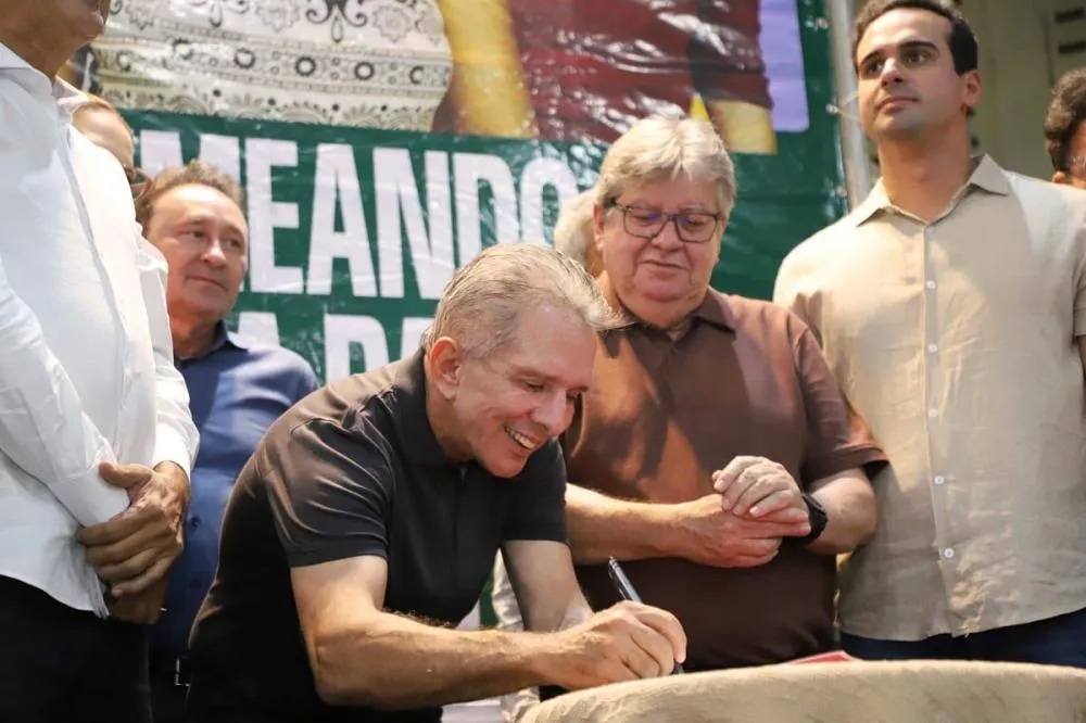 Prefeito Nabor Wanderley acompanha governador João Azevêdo em agenda no Sertão paraibano