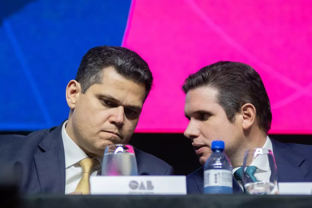 Motta e Alcolumbre se reúnem para discutir reação ao tarifaço de Trump