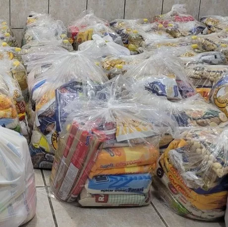 Funcionária de nova empresa vinculada à Educação do Estado denuncia atraso na entrega de cestas básicas a centenas de trabalhadores