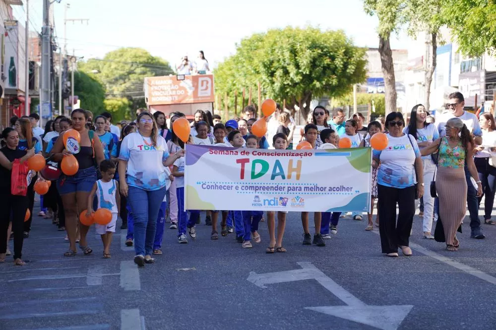 Caminhada marca encerramento da Semana de Conscientização sobre o TDAH em Patos