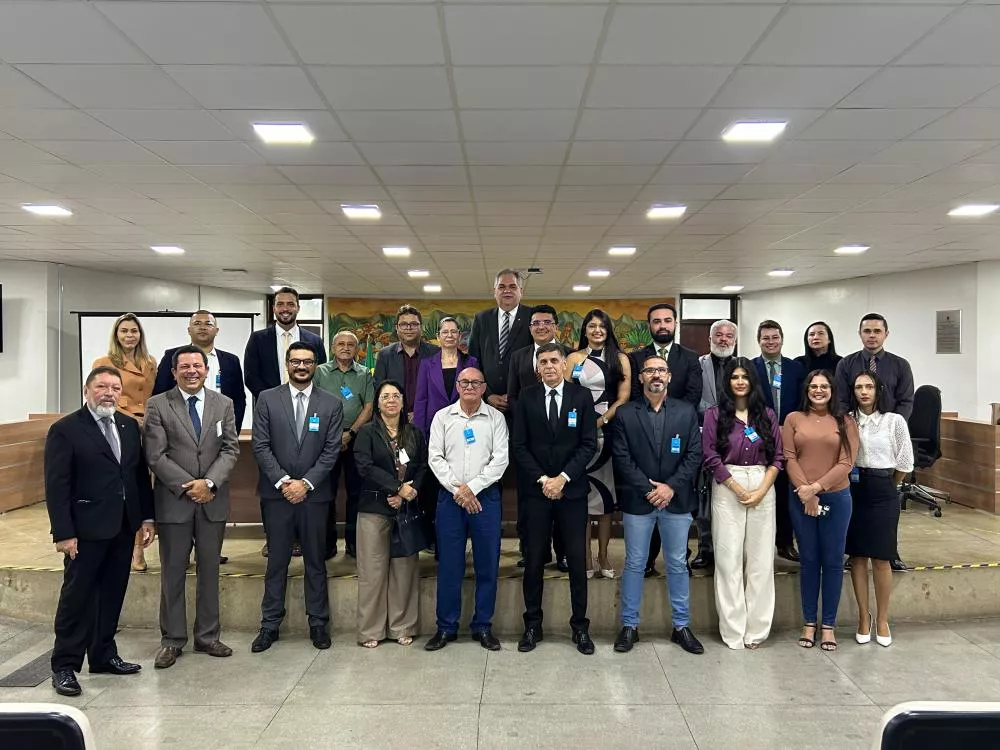 OAB Patos se reúne com Presidente do TJPB para cobrar melhorias na Comarca de Teixeira