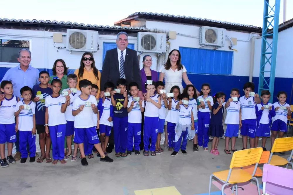 Cidadania de Primeira leva identificação civil a moradores de Santa Gertrudes, em Patos