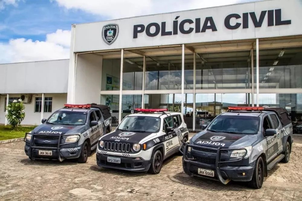 Polícia Civil cumpre mandados contra organização criminosa que expulsava moradores para lucrar com aluguéis e tráfico de drogas