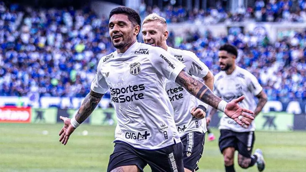Ceará se recupera de lambança e vence o Cruzeiro, que corre risco de perder liderança do Brasileirão