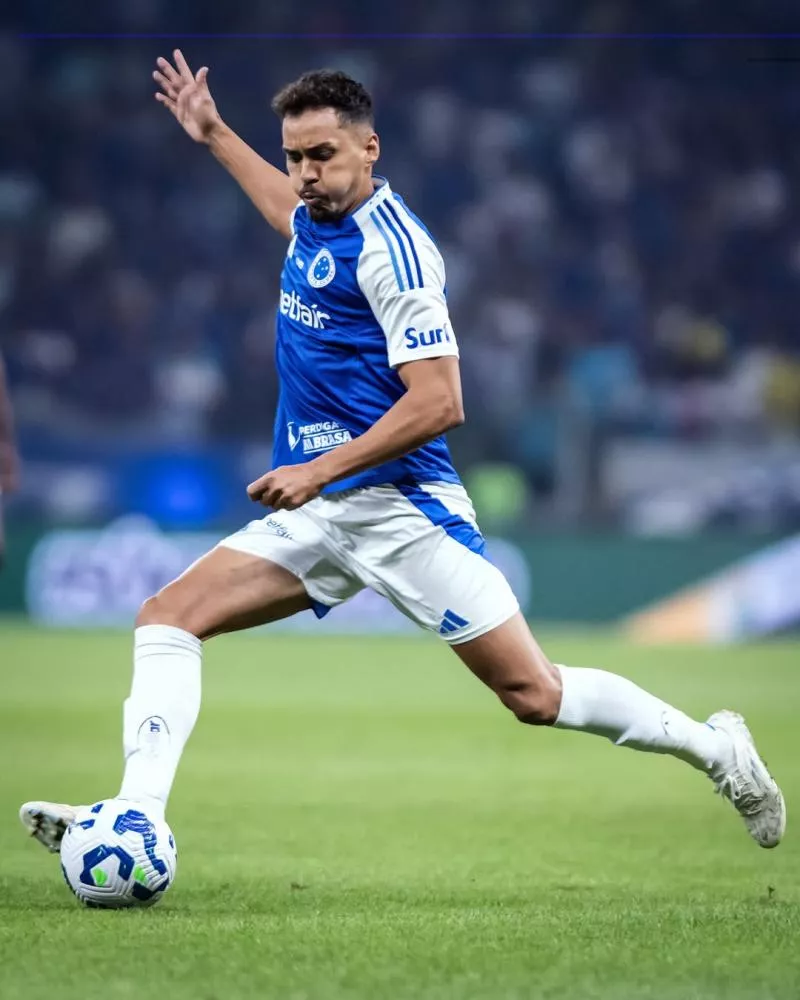 Cruzeiro pressiona, tem pênalti anulado pelo VAR e só empata com o CRB em casa pela Copa do Brasil