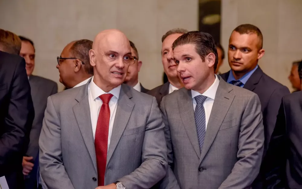 Hugo Motta repudia sanção dos EUA contra Alexandre de Moraes e defende soberania institucional do Brasil