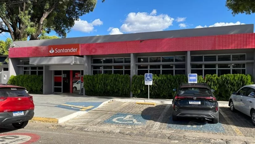Fechamento do Banco Santander em Cajazeiras gera demissões e mobilização do Sindicato dos Bancários