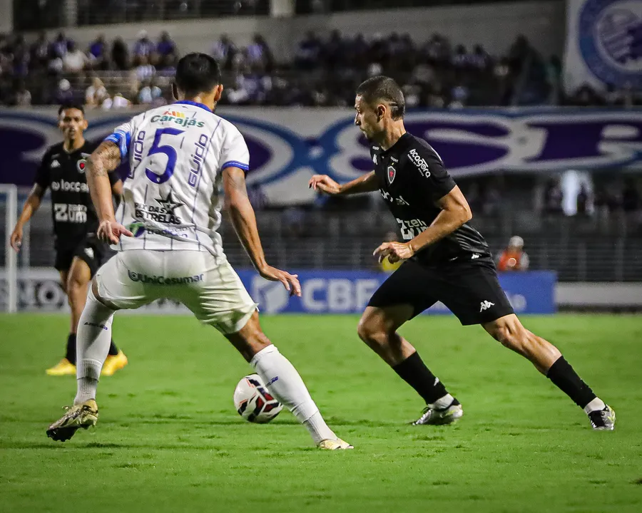 Botafogo-PB perde para o CSA e se complica na tabela de classificação da Série C