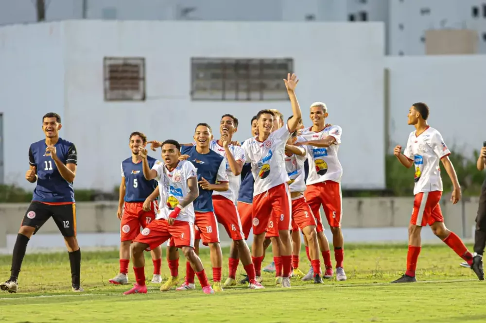 Esporte de Patos inicia decisão do Paraibano Sub-20 neste domingo contra o Confiança de Sapé