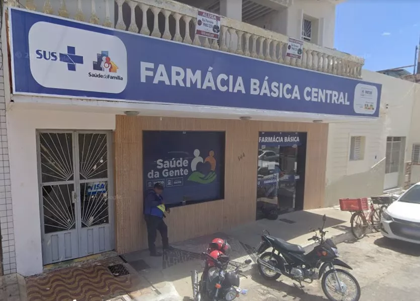 Paciente reclama da falta de medicamento sertralina na Farmácia Básica de Patos