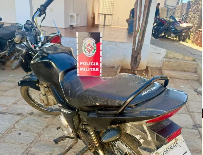 Polícia Militar apreende motocicleta com placa artesanal e sinais adulterados em Malta