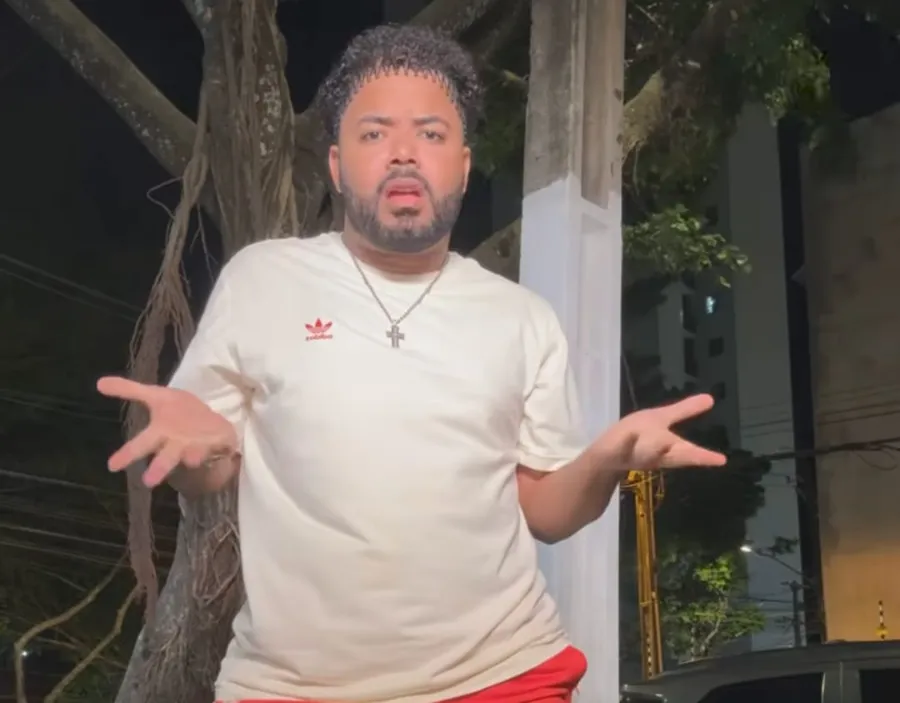 Justiça suspende redes sociais de Hytalo Santos e proíbe contato dele com menores