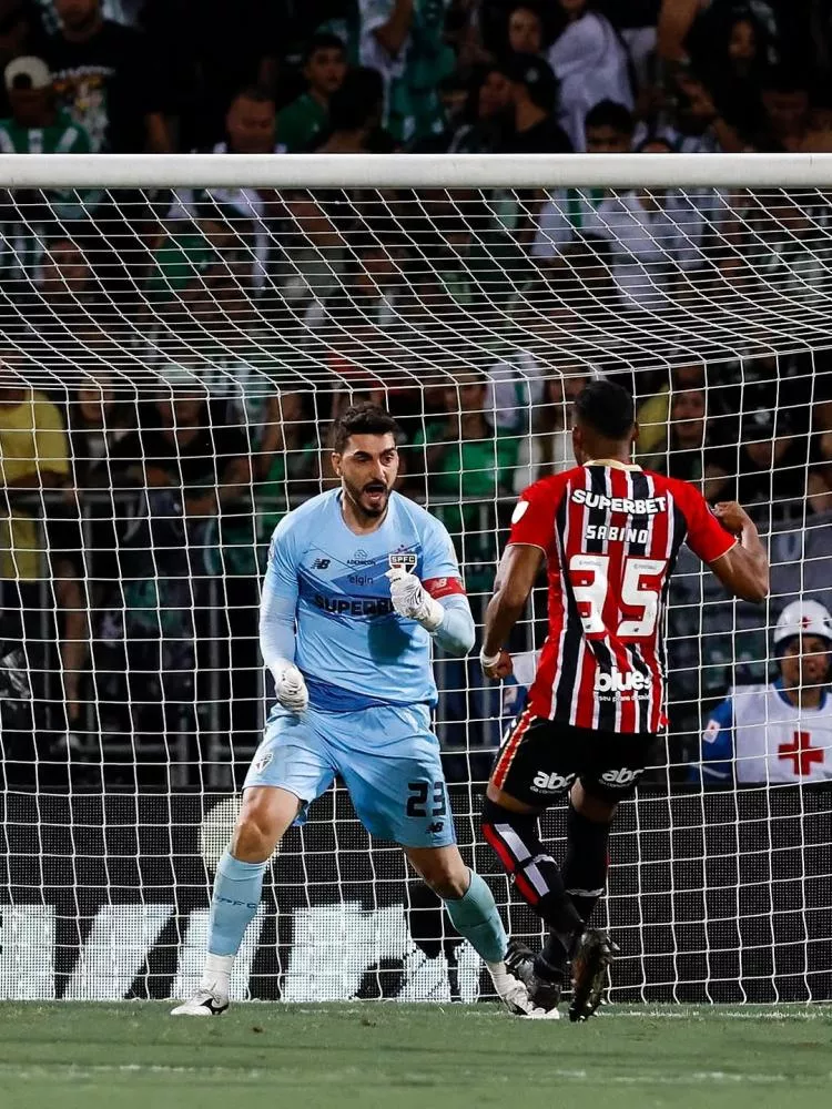 São Paulo segura pressão, vê Atlético Nacional perder dois pênaltis e sai 'vivo' por vaga nas quartas da Libertadores
