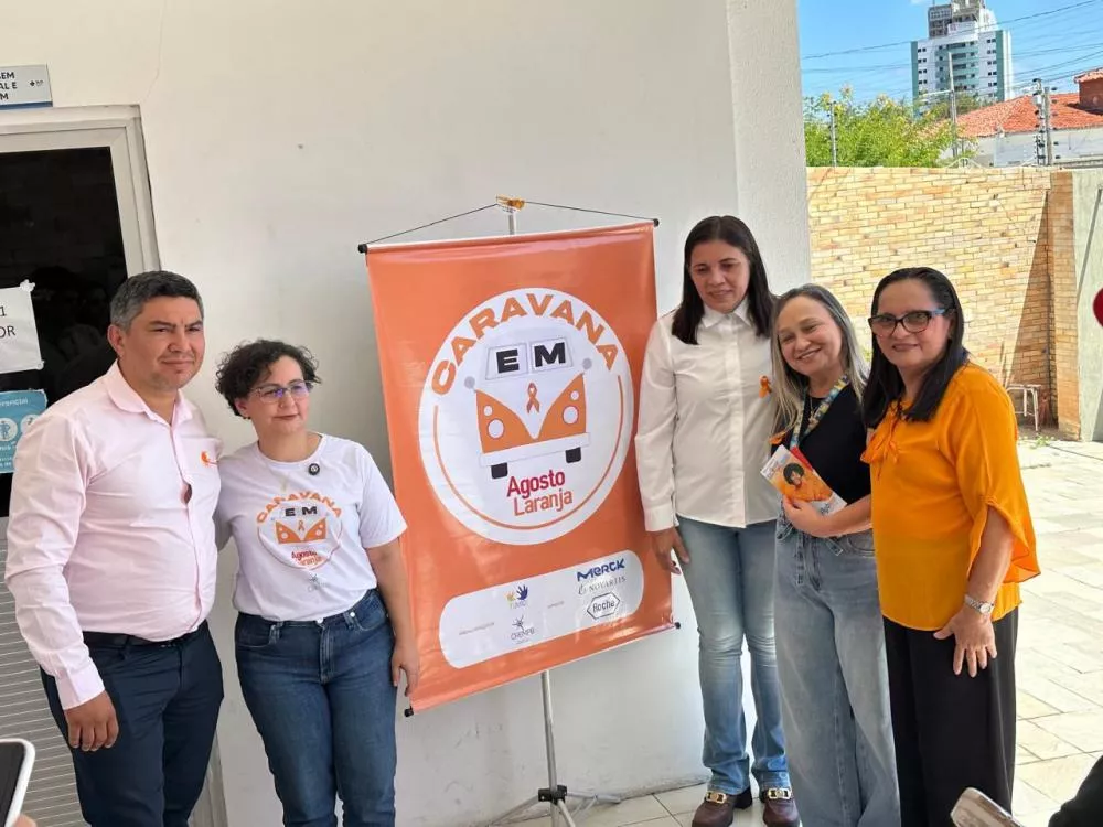 Caravana da Esclerose Múltipla realiza atendimentos e entrega medicamentos em Patos, com apoio da vereadora Fátima Bocão