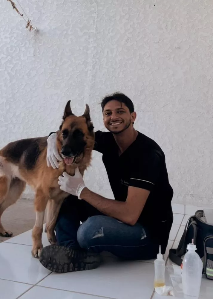 Atendimento veterinário domiciliar se destaca em Patos e região com o trabalho humanizado do Dr. Alex Barbosa