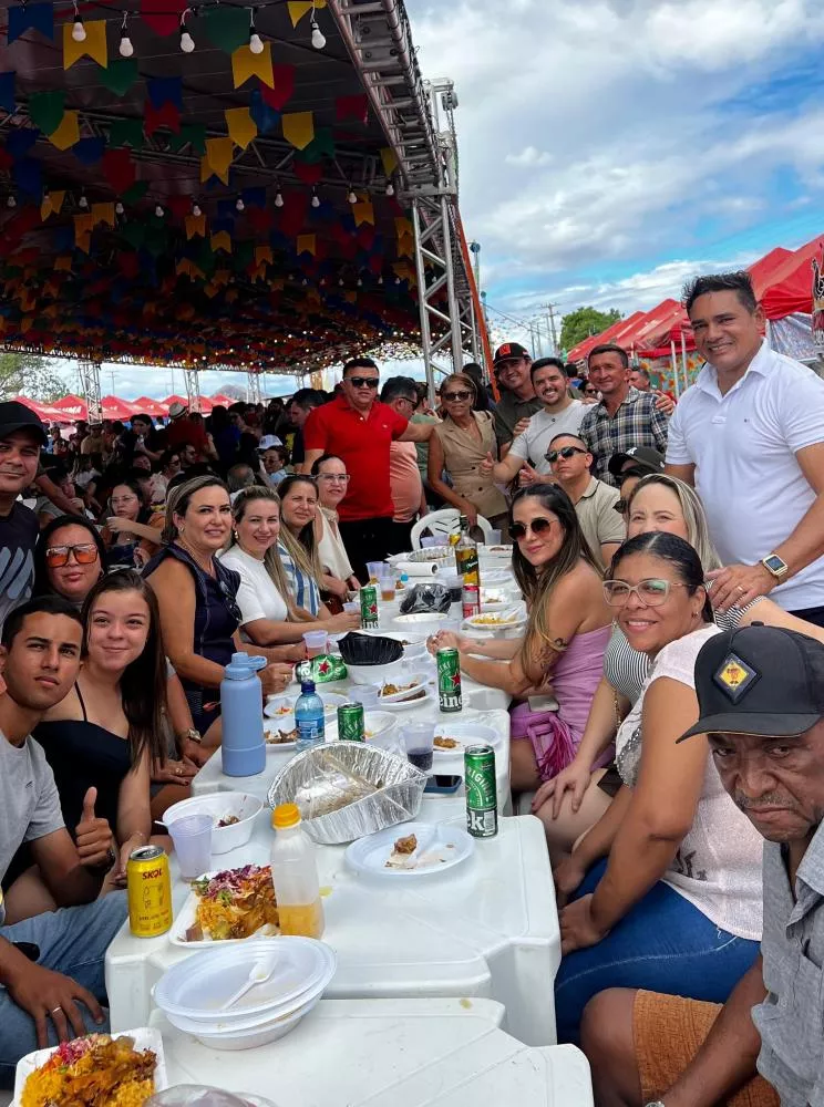Vereador Galeguinho da Van apresenta projeto de lei que inclui o Festival da Galinha de Capoeira no calendário oficial de eventos de Patos-PB