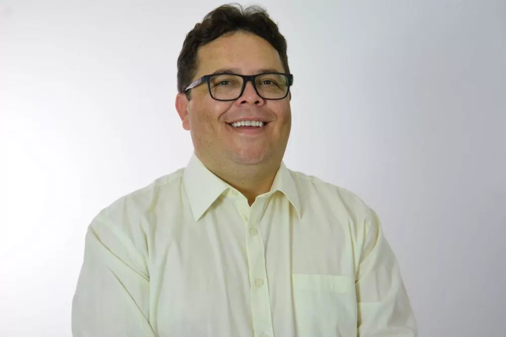 Alerta: número falso de WhatsApp está se passando pelo prefeito de Matureia