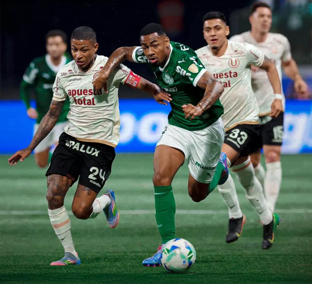 Palmeiras faz jogo ruim, mas elimina Universitario após goleada na ida e enfrenta o River Plate nas quartas da Libertadores