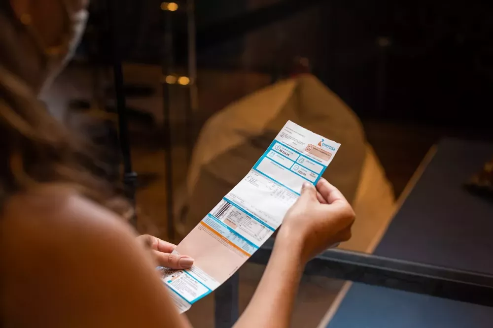 Consumidores paraibanos terão aumento na conta de luz a partir desta quinta-feira (28), após revisão tarifária