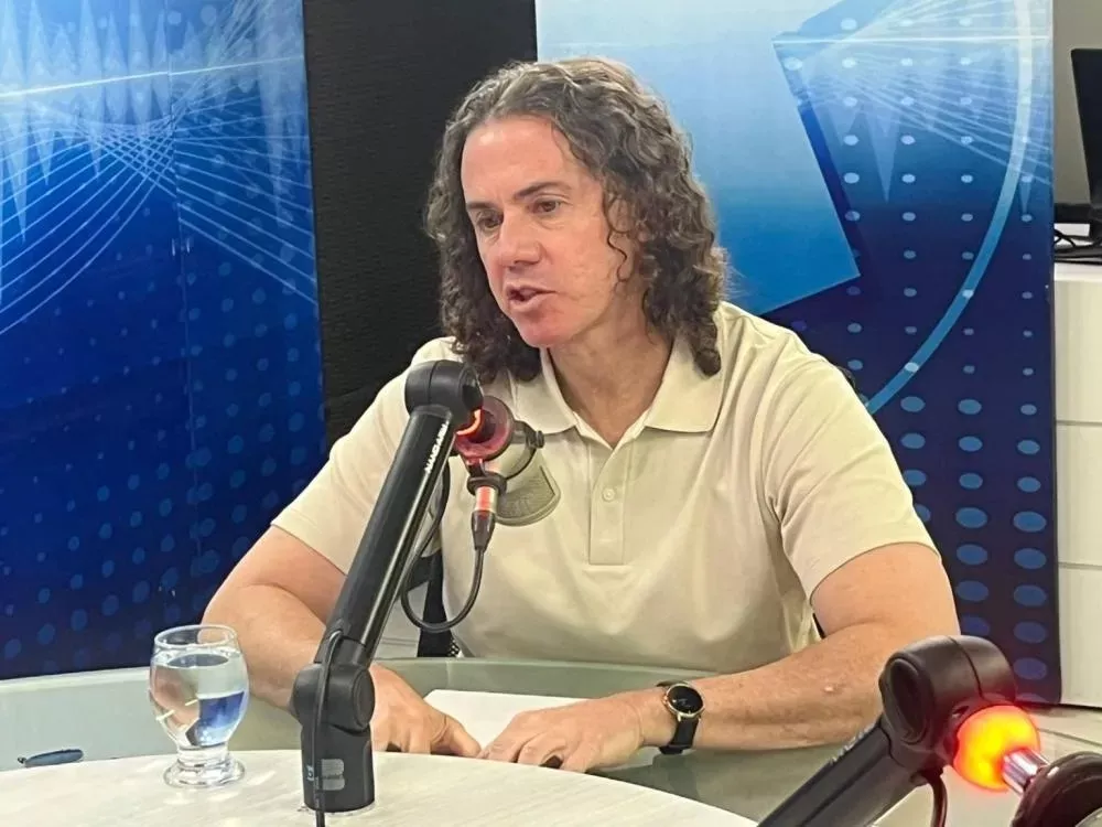 Senador Veneziano abre as portas do MDB para Cícero e Adriano Galdino caso deixem a base do governo