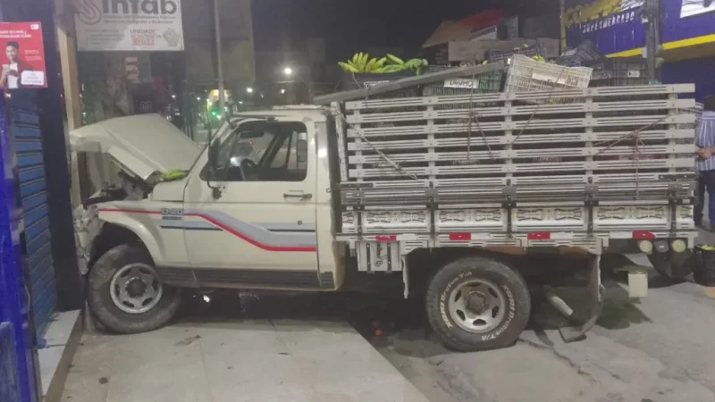 Comerciante atropela criminosos durante tentativa de assalto na BR-104, em Lagoa Seca