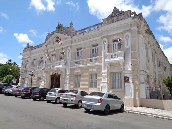 Secretaria de Estado da Educação convoca aprovados em concurso público do estado para prova de títulos