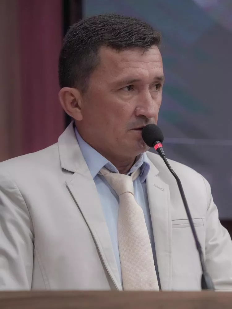 Vereador Galeguinho da Van volta a cobrar solução para o abastecimento de água na zona rural de Patos e responsabiliza secretário pela falta d’água nas comunidades